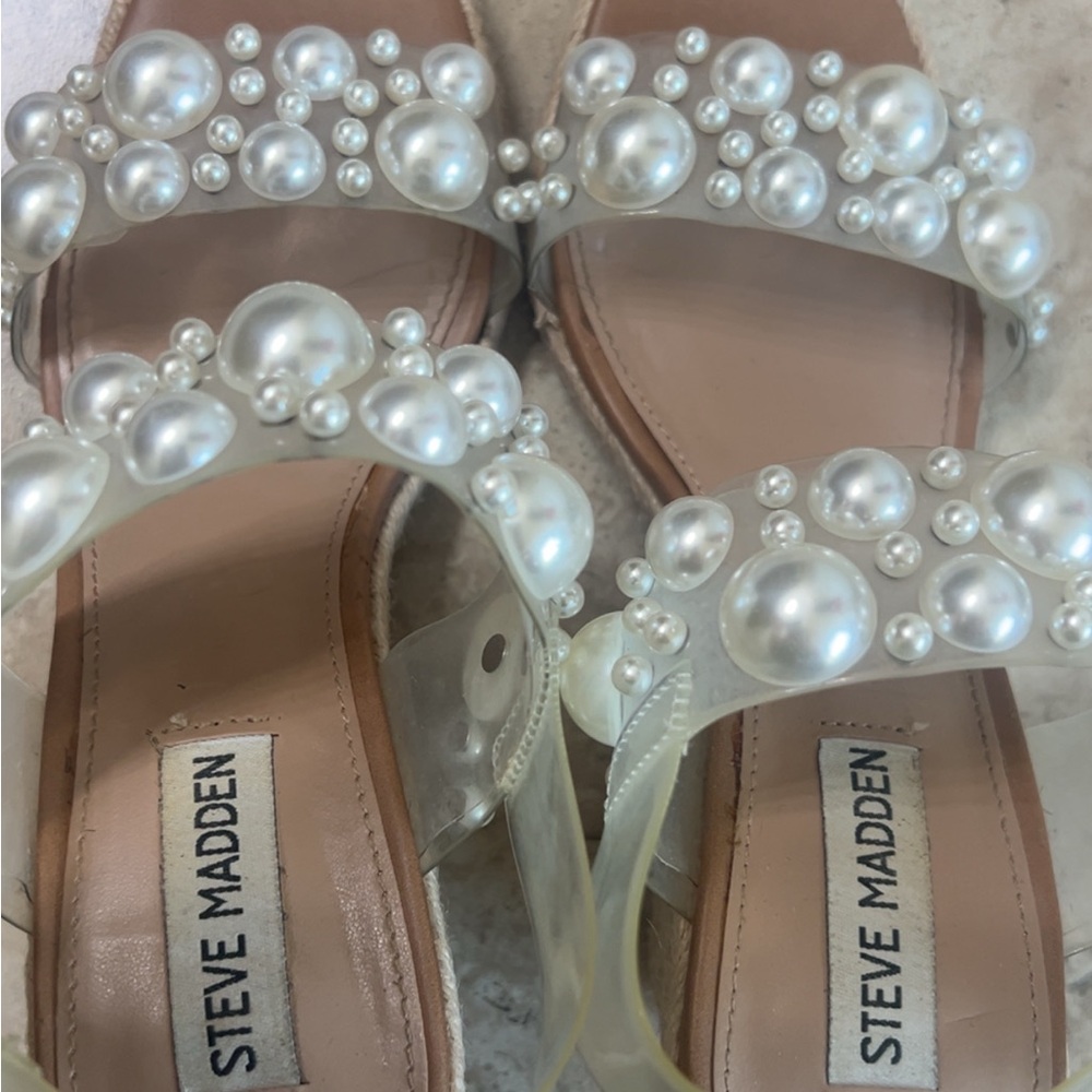 Steve Madden Pearl Embellished Sandals - Cream